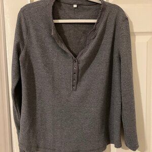 🤍 Gray Waffle Knit Henley – Free People Style – Size Small